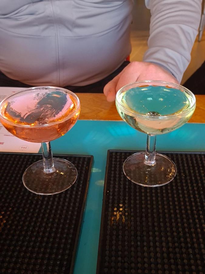 The Canalside B&B At The Auld Shebeen Bar 아티 외부 사진